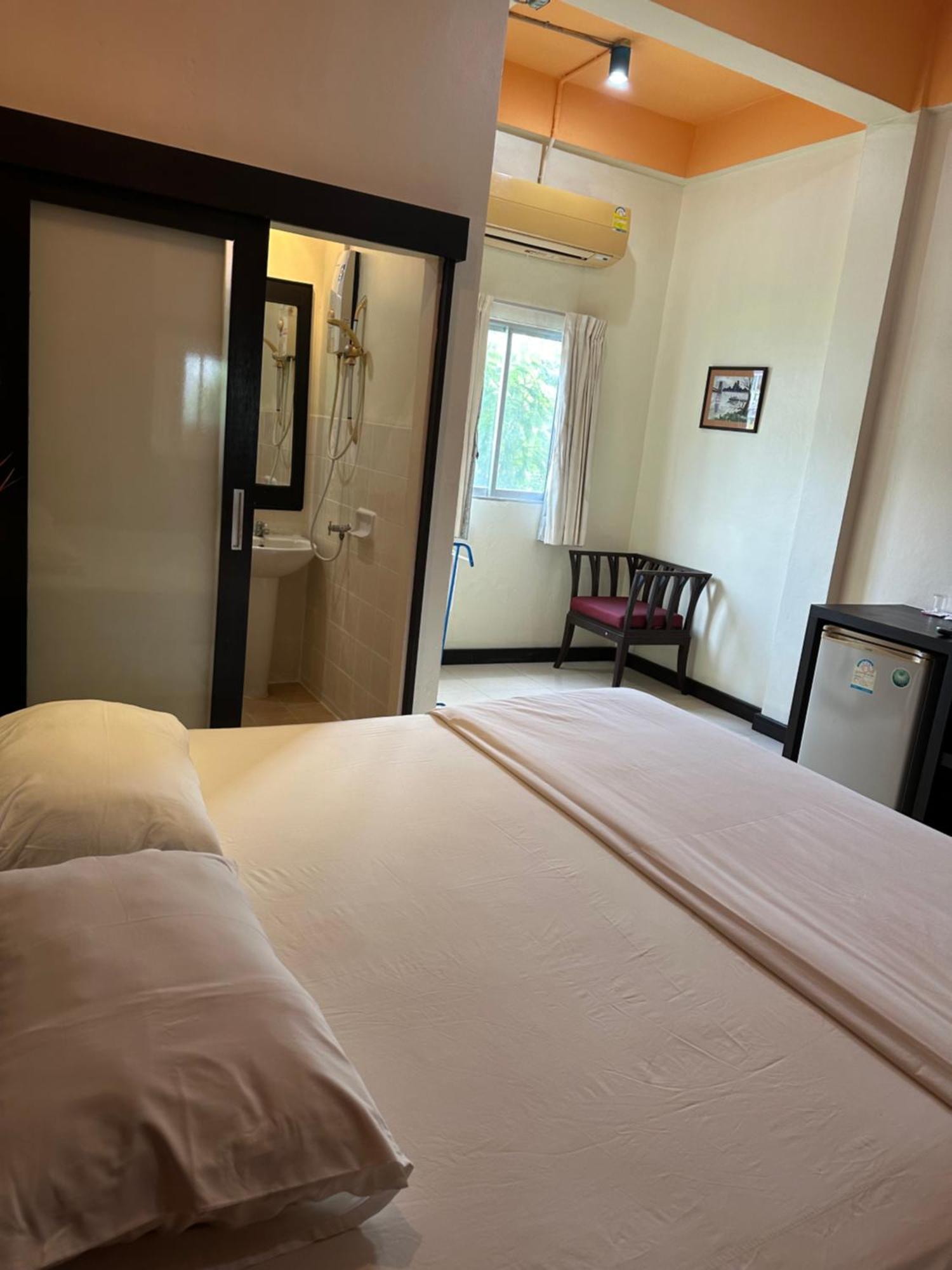 Cozy Place Patong Buitenkant foto