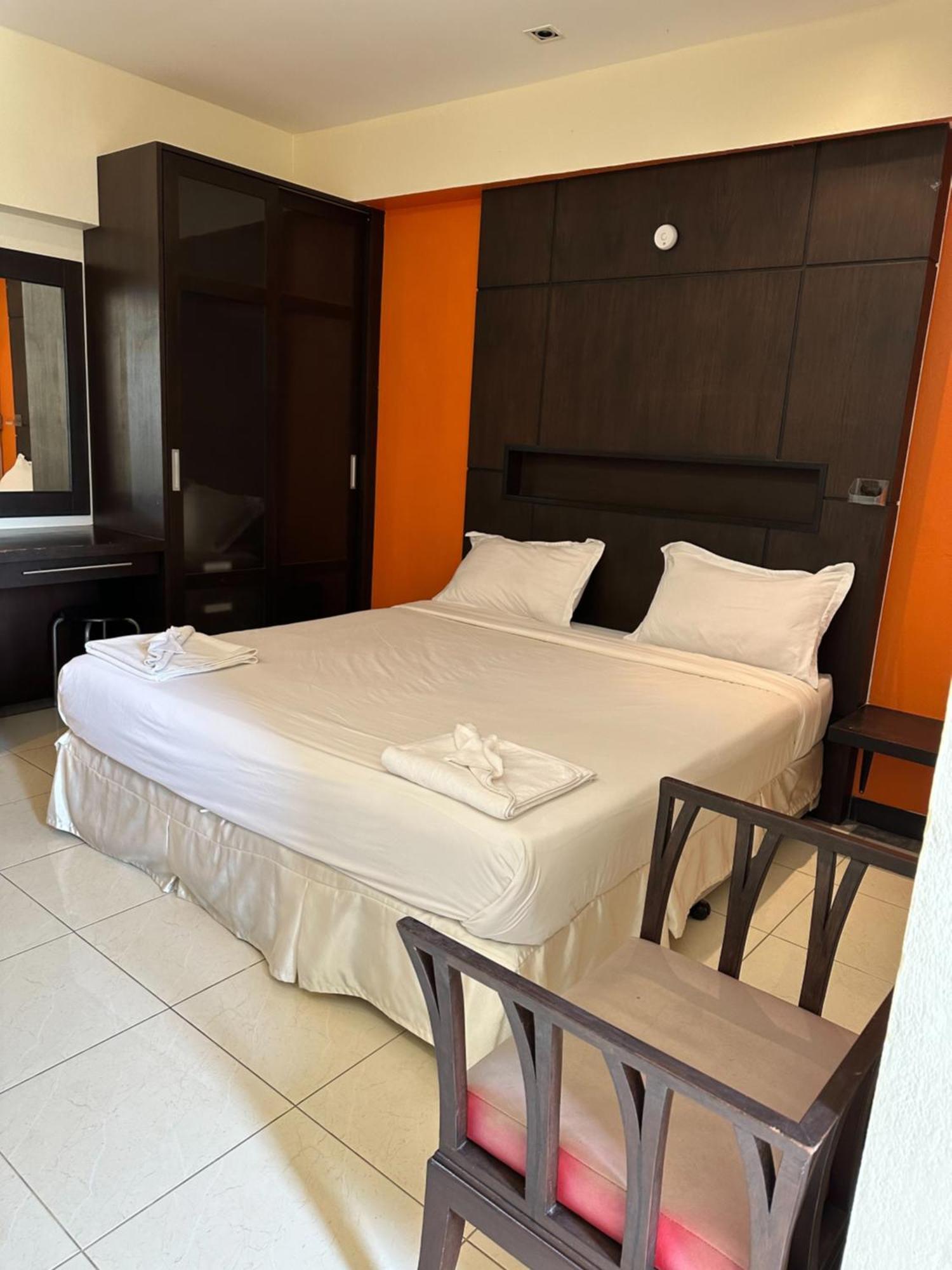 Cozy Place Patong Buitenkant foto