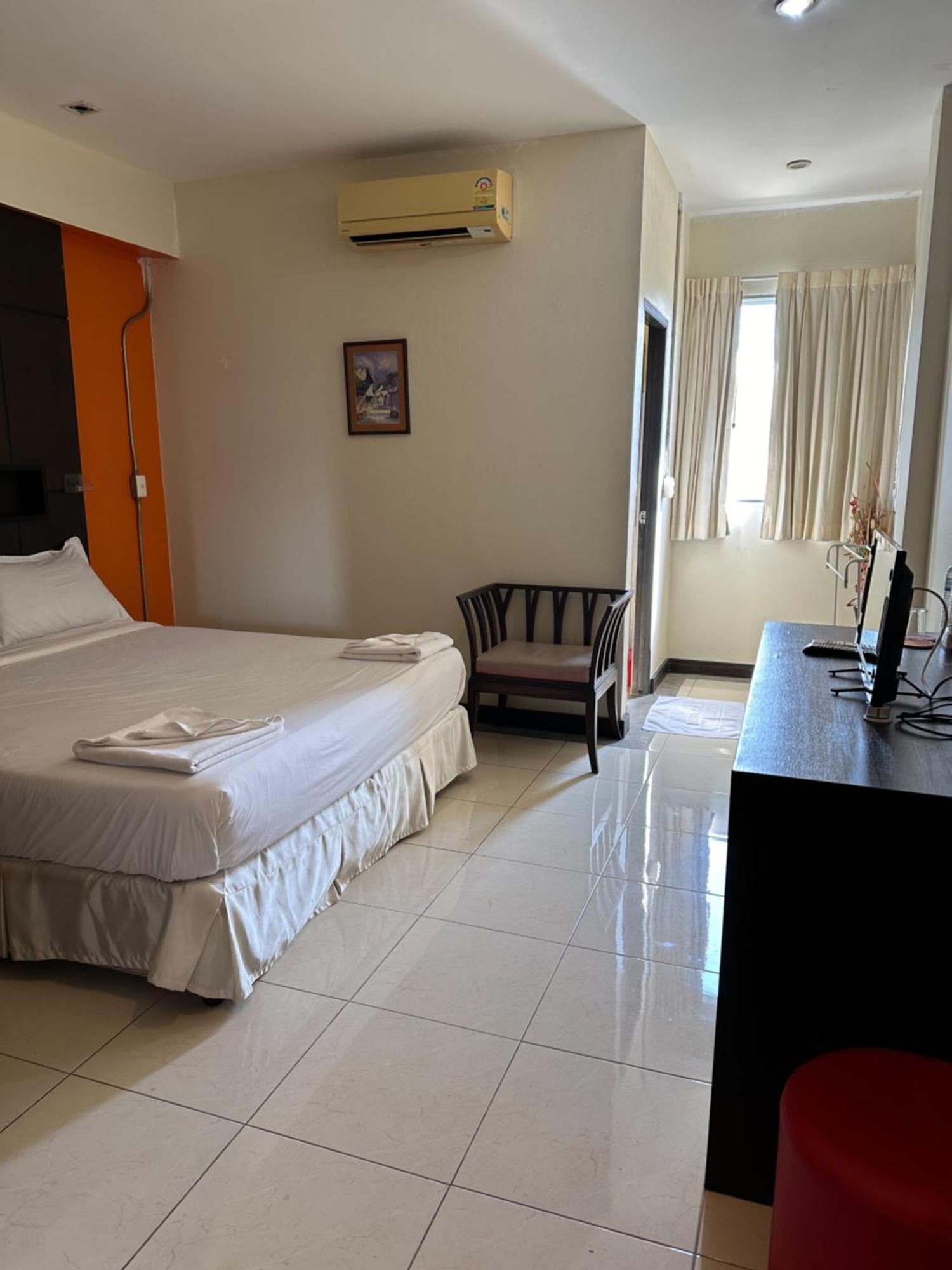 Cozy Place Patong Buitenkant foto